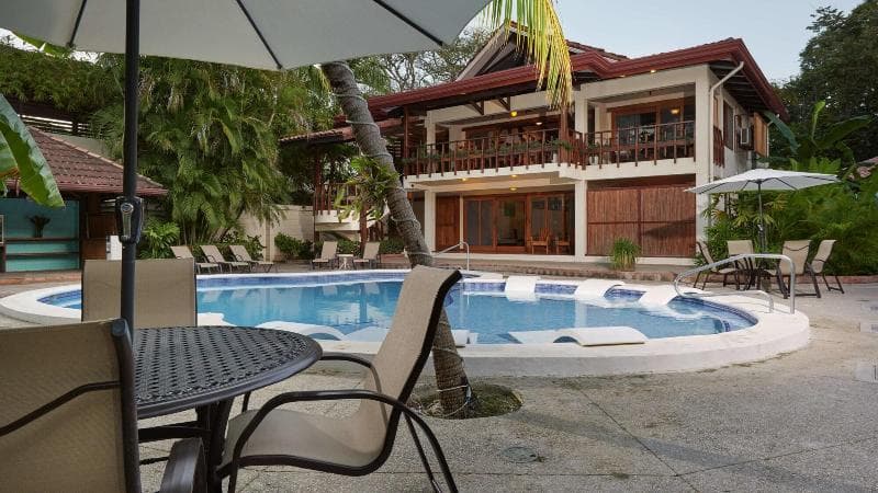 The Coast Beachfront Hotel 5