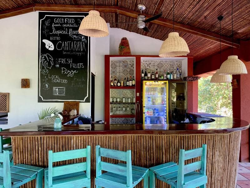 Hotel Cantarana main