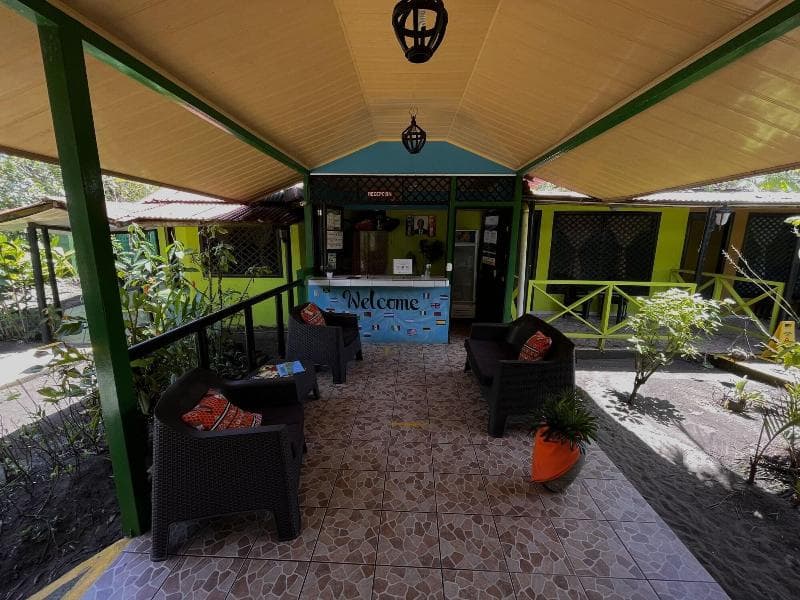 Hotel El Icaco Tortuguero 4