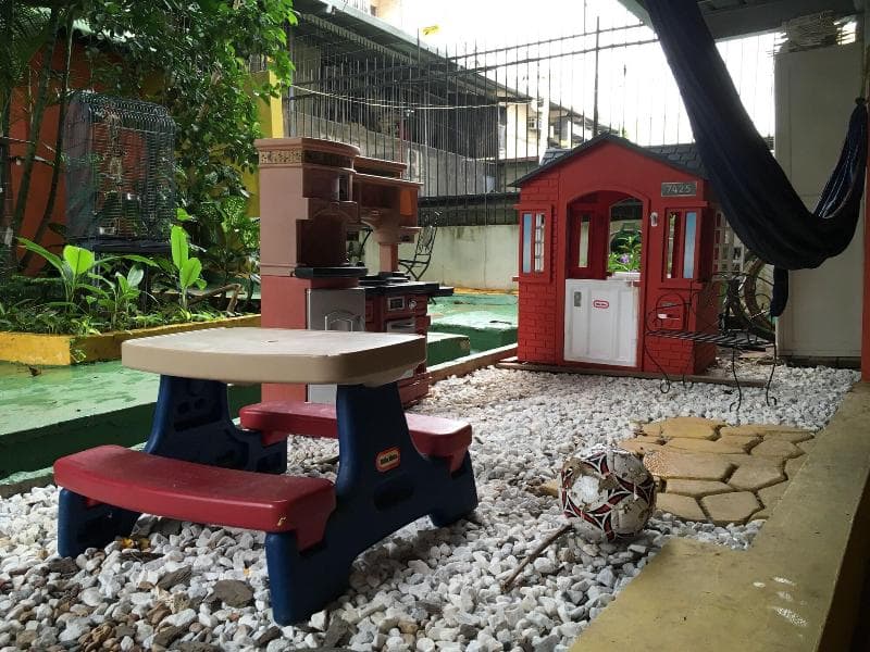 Panama House Bed & Breakfast 2