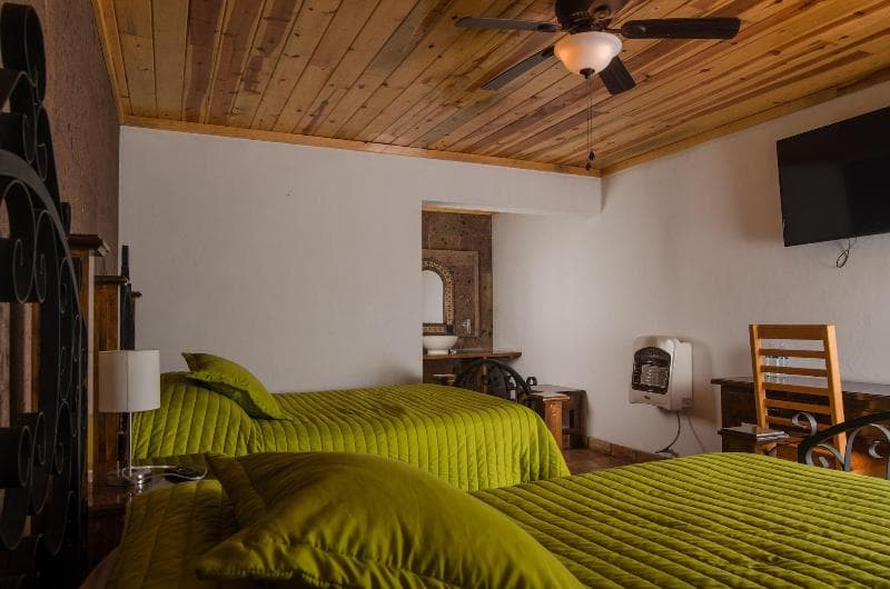 Cascada Inn 4