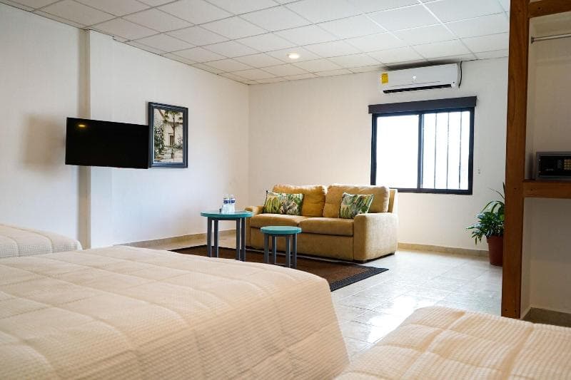 Hotel & Suites Arges 4