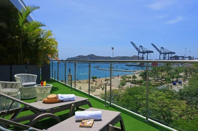 Bluebay Concept Hotel By Xarm Hotels 4