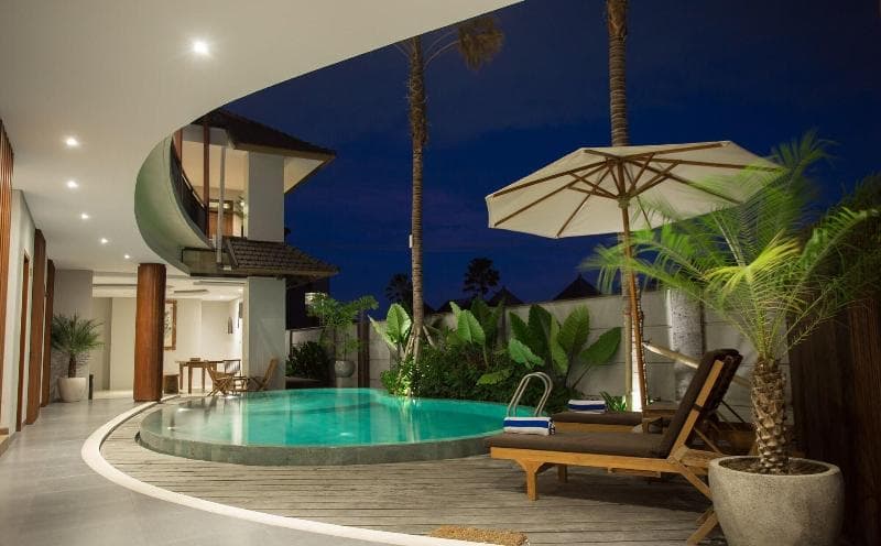 Curve House Umalas main