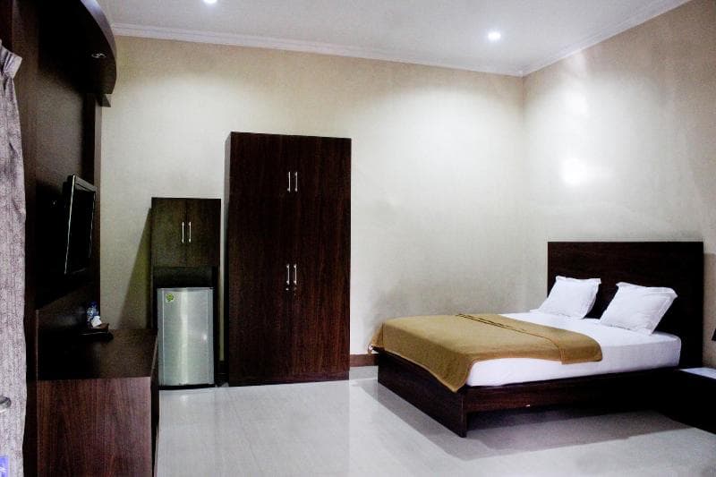 Nirwana Buton Villa main
