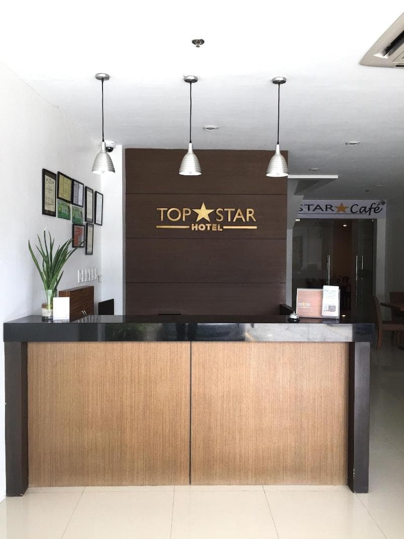 Top Star Hotel Oton 4