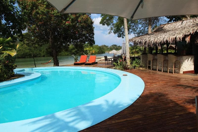 Cocomo Resort photo 1