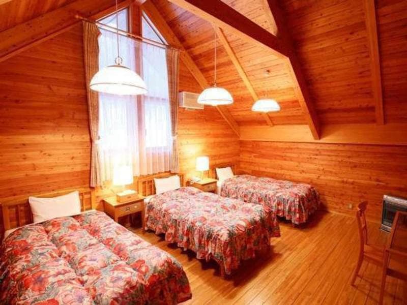 Log Hotel Larch Lake Kanayama 3