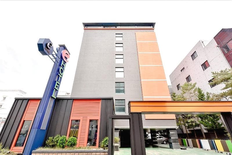 Ehotel Gumi 4