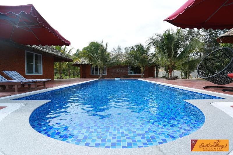 Suoi Hong Resort main