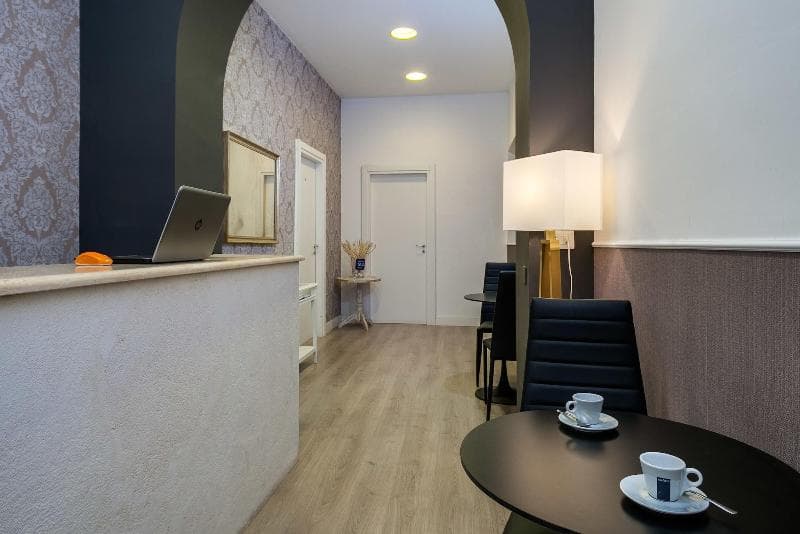 Flat 285 4