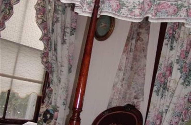 The Inn On The Horse Farm 5