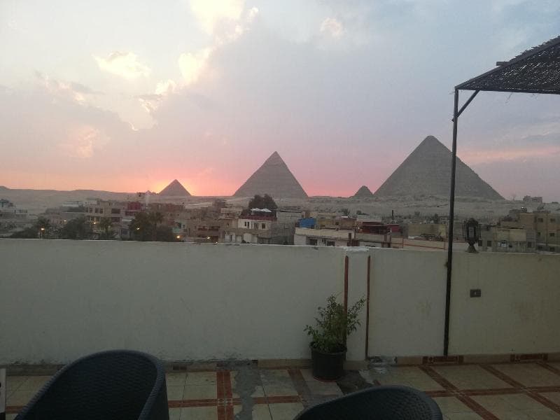 Happy Days Pyramids Inn 4