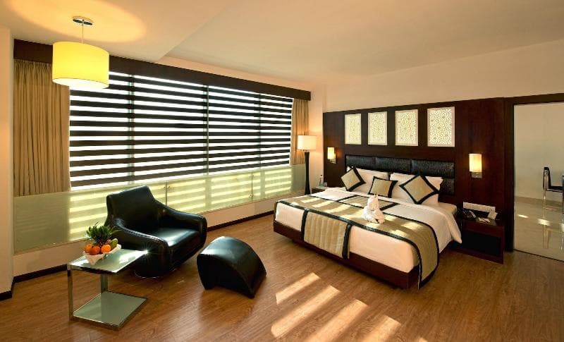 Hotel Sandy's Tower 5