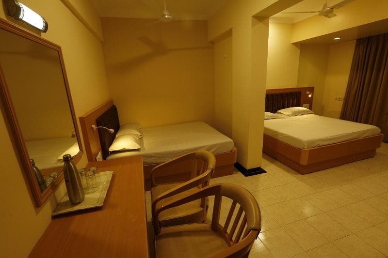 Hotel Ravi Kiran 3