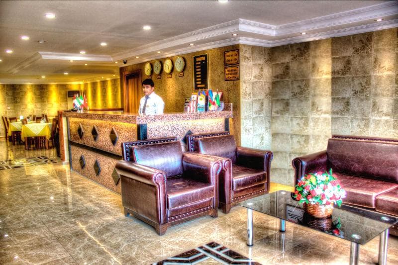 Hotel Real Life 4