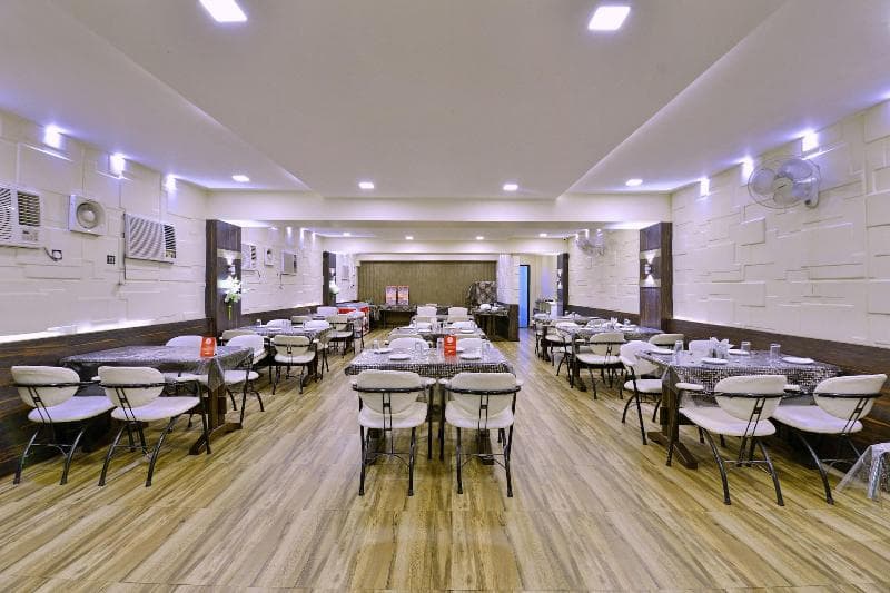 Oyo 10125 Hotel Anandam main