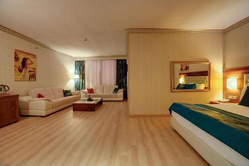 Yücesoy Liva Hotel Spa & Convention Center Mersin 4
