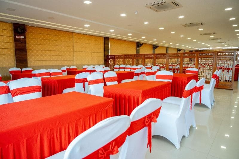 Hotel Mansha Regency main