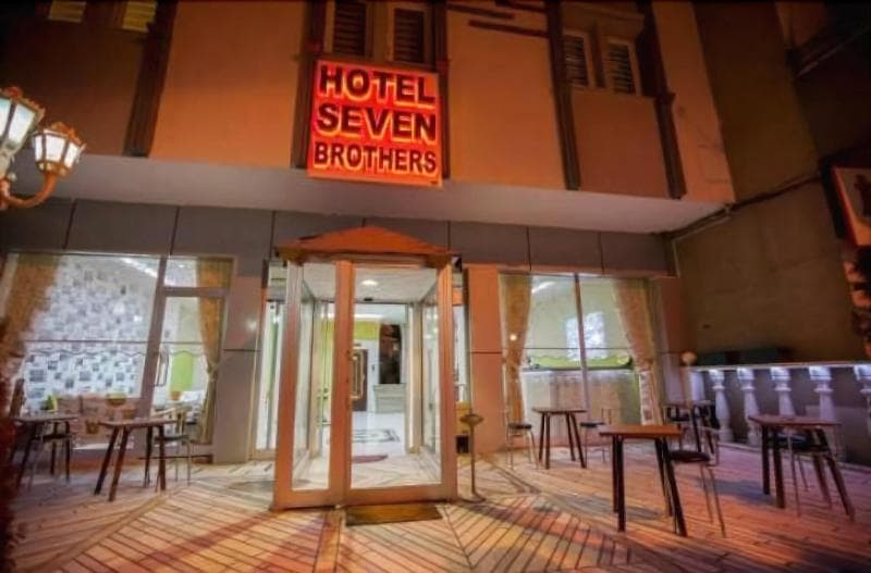 Hotel Seven Brothers 5