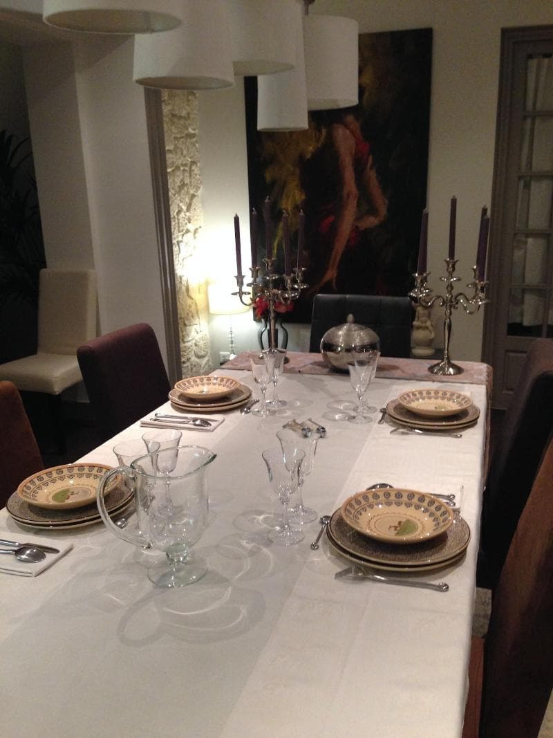 La Glycine Blanche (Adults Only) main