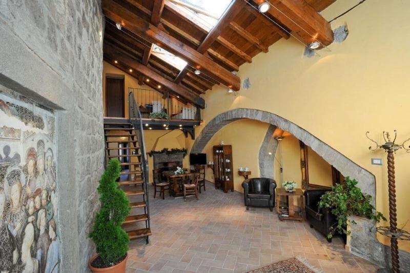 Bed & Breakfast Medieval House 5