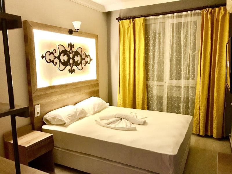 Star Palace 4