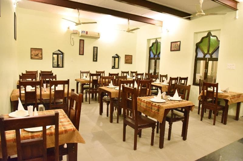 Hotel Shahi Palace photo 1