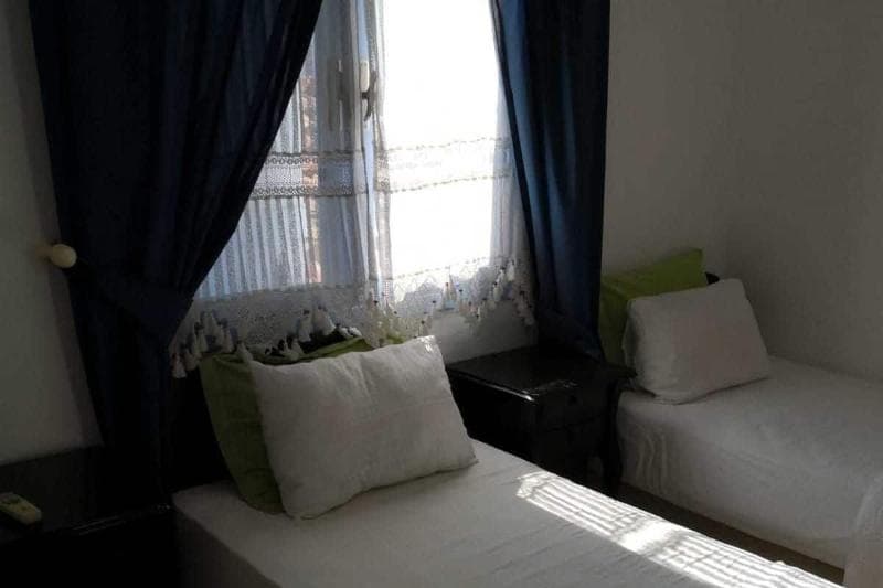 Livan Hotel Deluxe 4