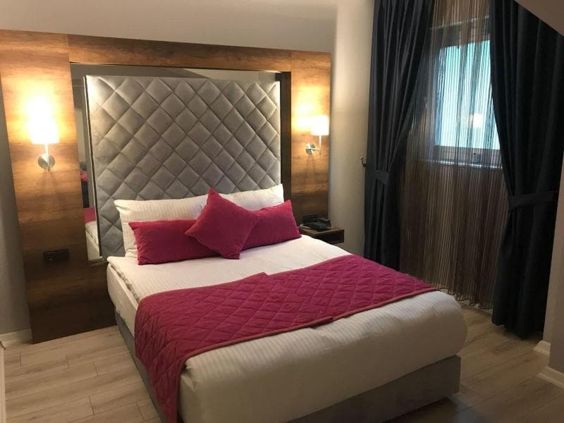 Double Bond House Spa main
