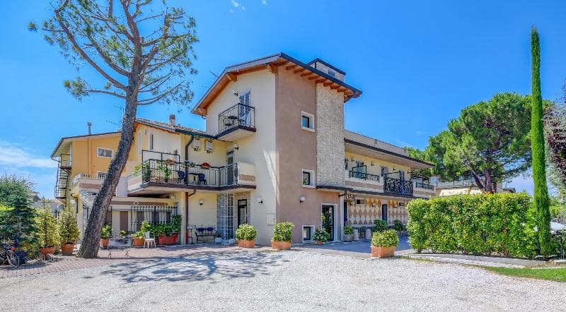Bed & Breakfast America main