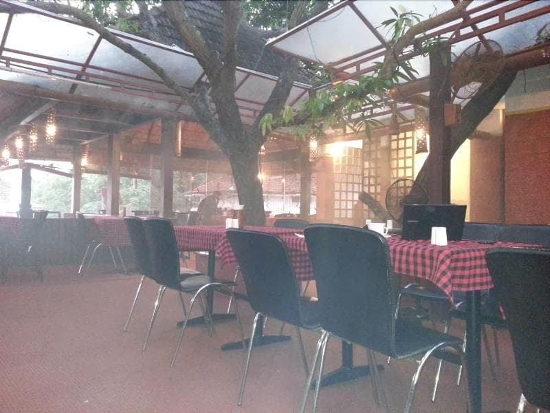 The Mango Tree Inn 5