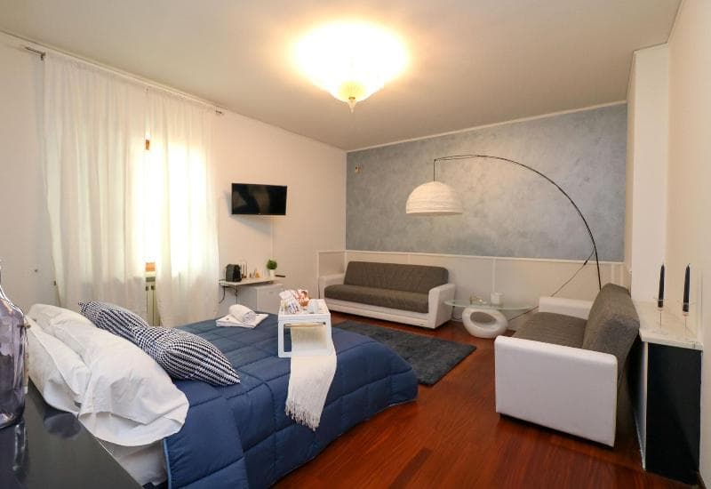 Vitti's Home Verona 4