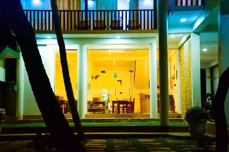 Sea View Tourist Inn 4