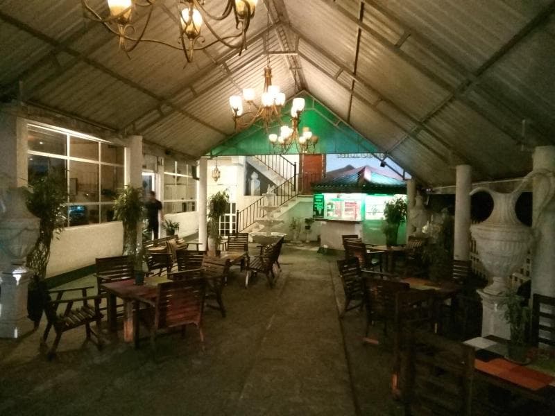 Hill Cool Hotel & Restaurant main