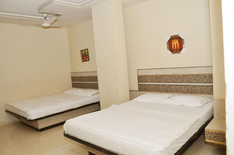 Hotel Sai Suraj Palace photo 1