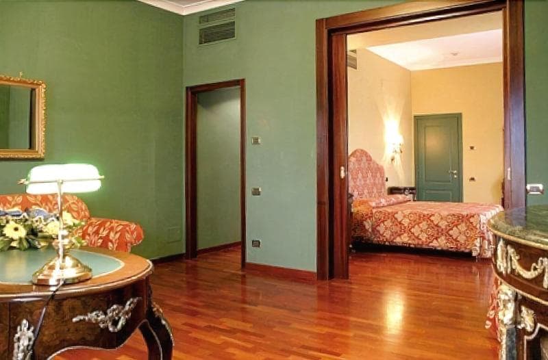 Teatro Bellini - Bed & Breakfast 5