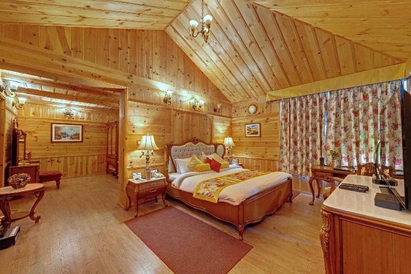 Urvashi's Retreat 3