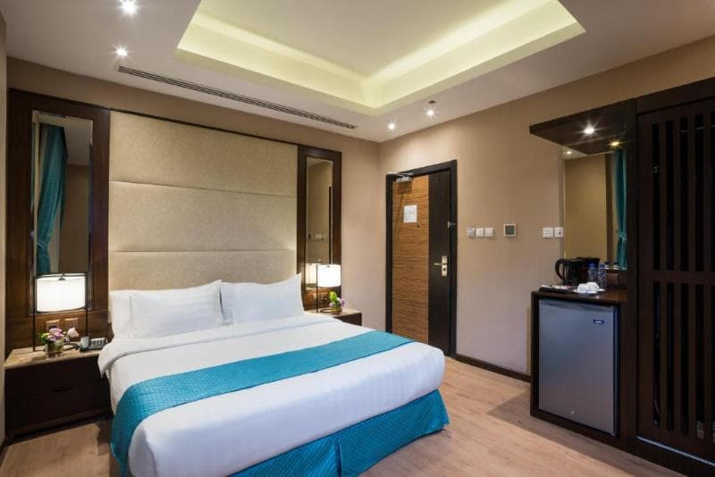 Naviti Warwick Dammam 5