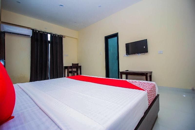 Urban Ville by OYO Rooms photo 1