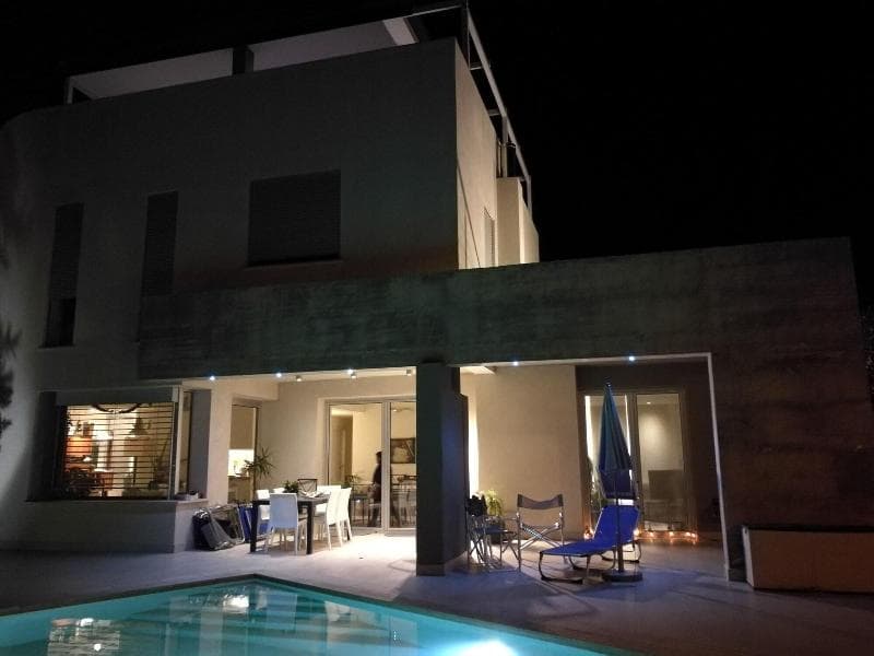 Art House Margine Rosso 5