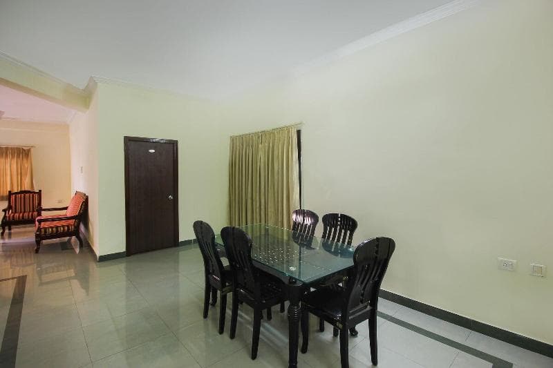 Oyo 2006 Apartment Begumpet main