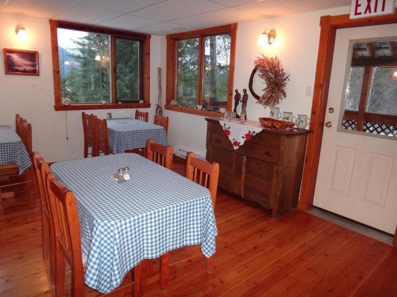 Alpine Meadows Lodge 2