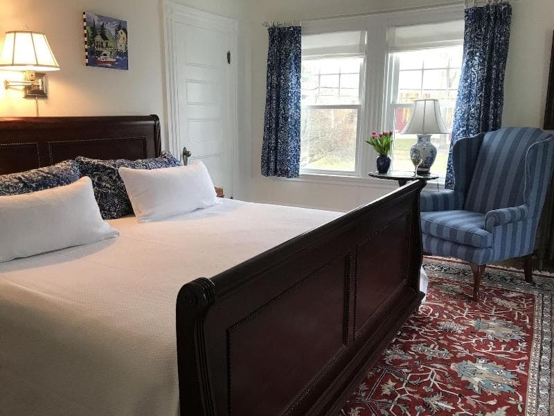 The Belmont Inn 3