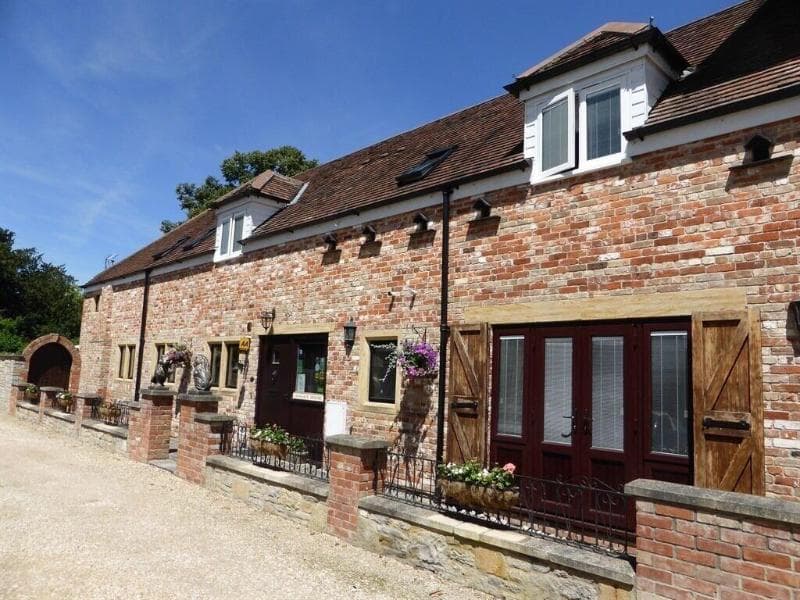 Liongate House photo 1