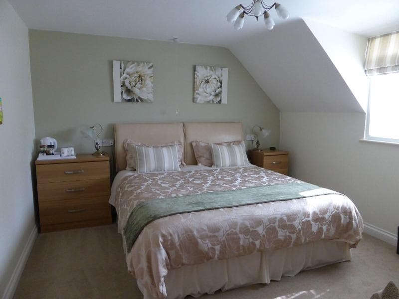 Liongate House 5