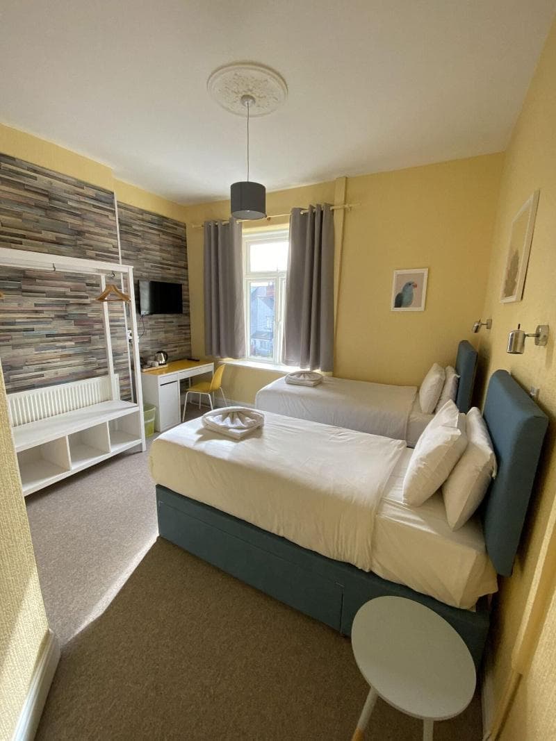 Anchorage Guest House 3