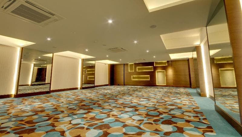 Platinum Hotels Rajkot photo 1