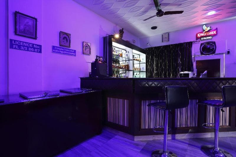 Sri Aarvee Hotels photo 1