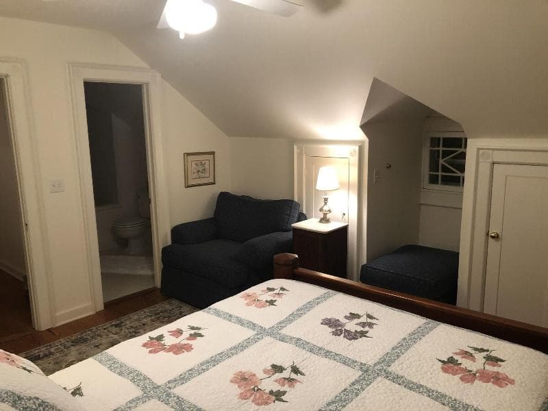 Love Lane Bed & Breakfast 3